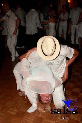 White Sommer Salsa Night 108 2009-08-15