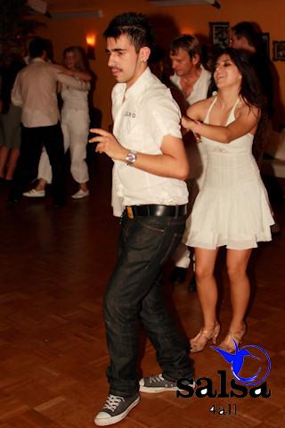 White Sommer Salsa Night 139 2009-08-15